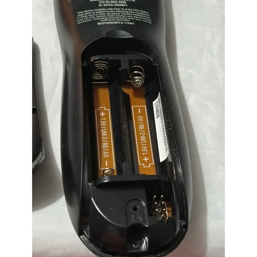 Universal Electronics Pulse RF Remote Control URC 2068BC1-R Used